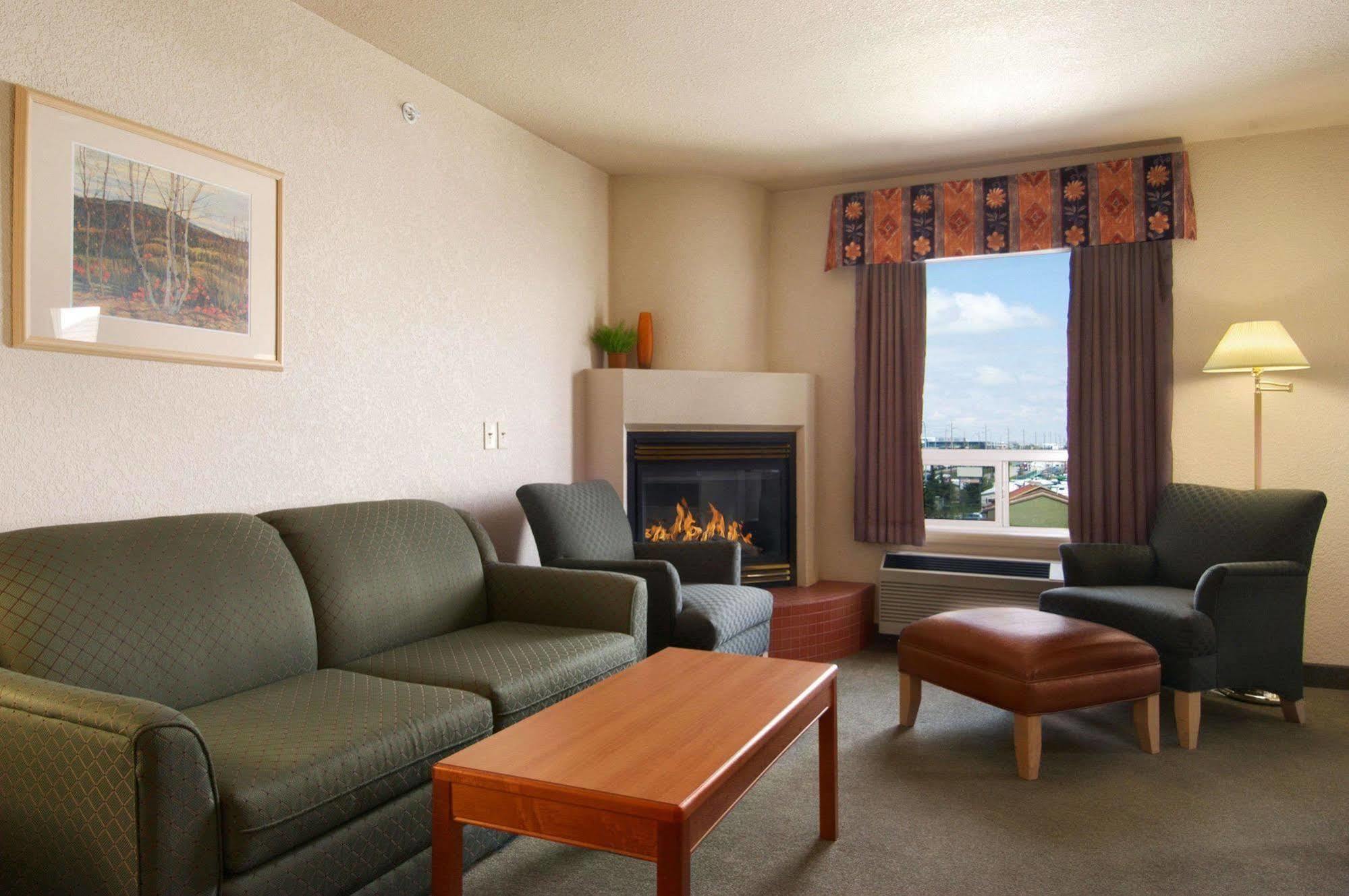 Days Inn By Wyndham Calgary Airport Habitación foto
